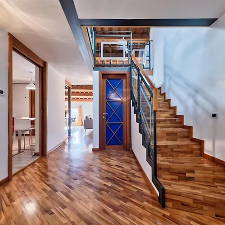 Il Mosaico, 3br,2ba In The Heart Of Apartment