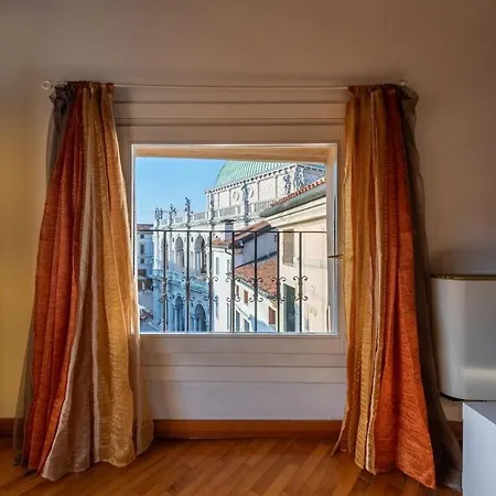 Il Mosaico, 3br,2ba In The Heart Of Apartment